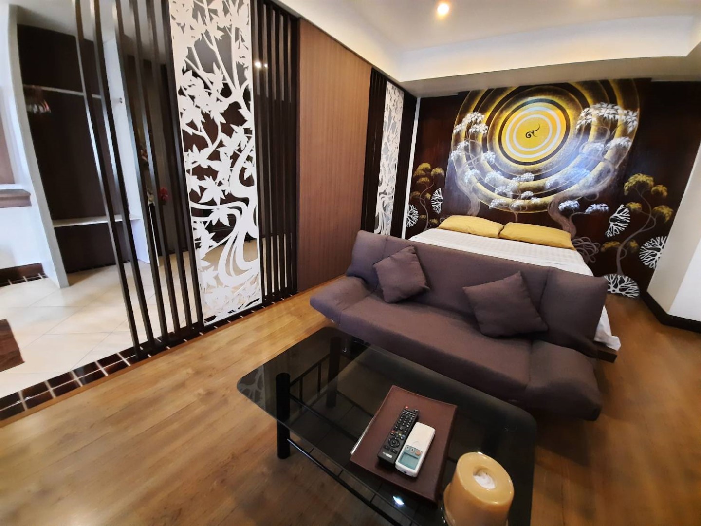 ห้องดีลักซ์ คอนเนอร์ C-716 (Deluxe Corner)